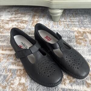 SAS Women's Willow Comfort Shoes Black Leather T-Strap Size 10M NEW